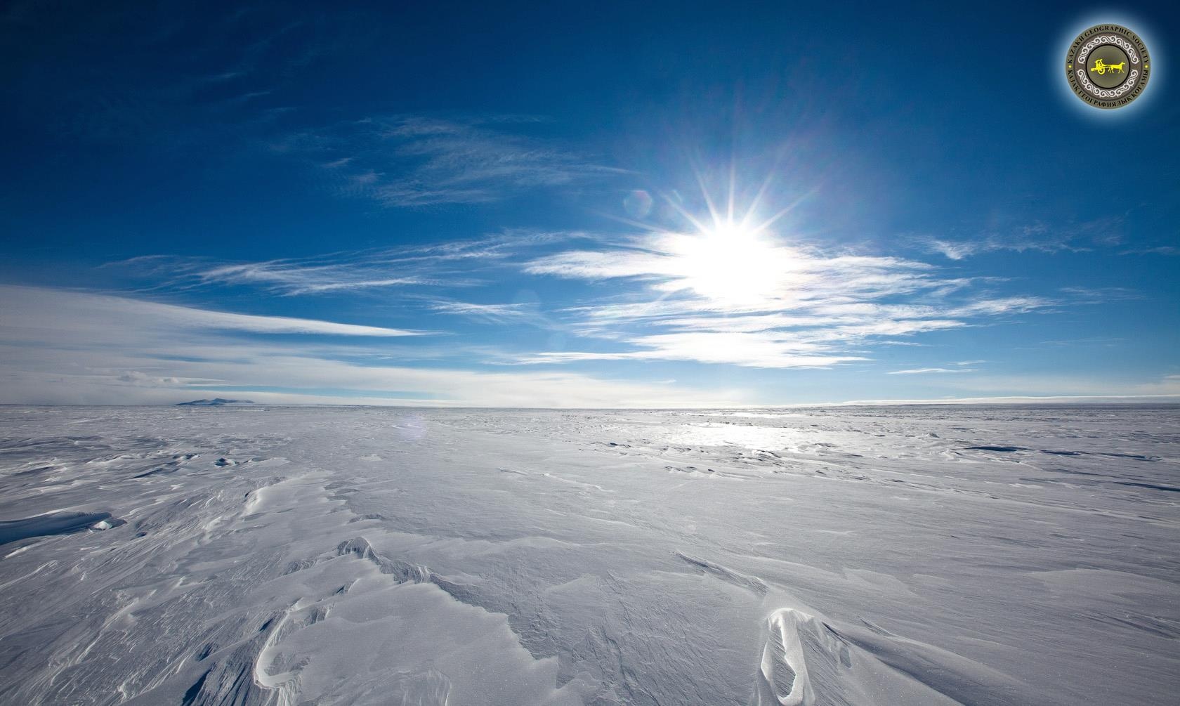 Как появились небо и земля. Южный полюс Антарктида. Что на Южном полюсе. Антарктида и Северный полюс. Небо в Антарктиде.